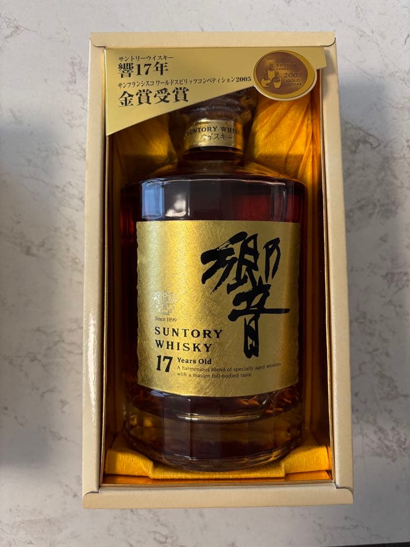 響 17年 ウイスキー SUNTORY ゴールドラベル(未開栓) ボックス付き