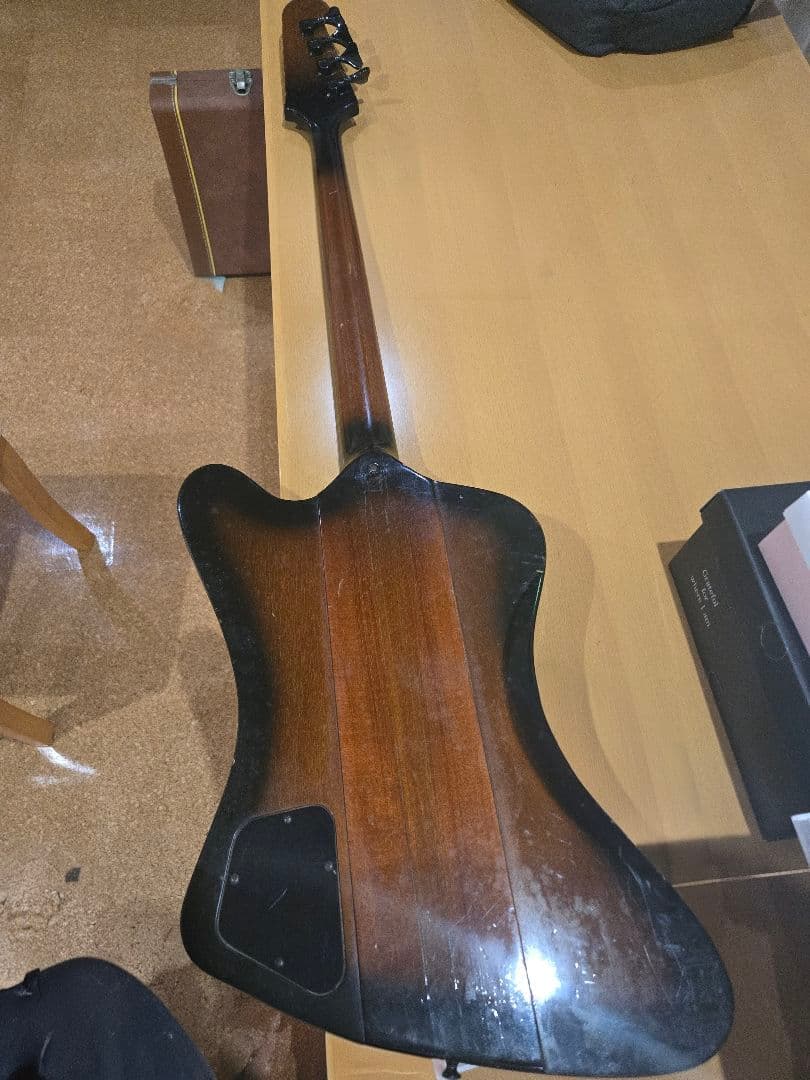 Gibson Thunderbird （97年製中古）ケース有