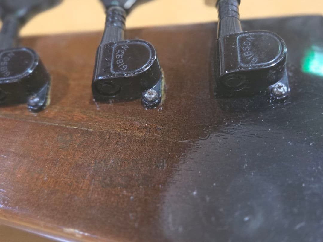 Gibson Thunderbird （97年製中古）ケース有