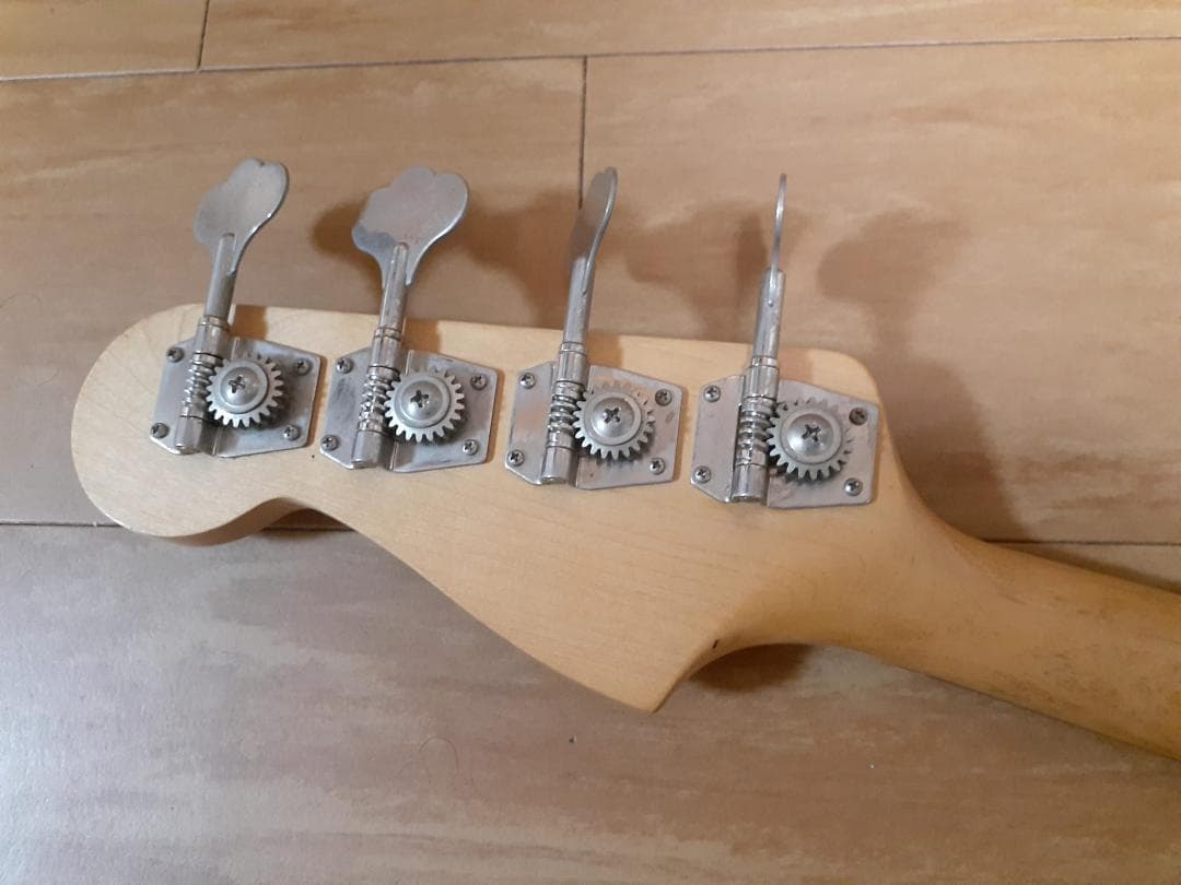 ベース GUITAR BASS BACCHUS JAZZ BASS