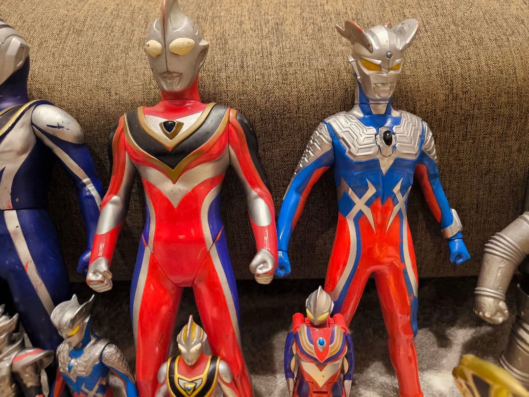 ​【豪華25点】希少ウルトラサウンドフィギュア4体 ＆ ソフビ・メダルまとめ売り