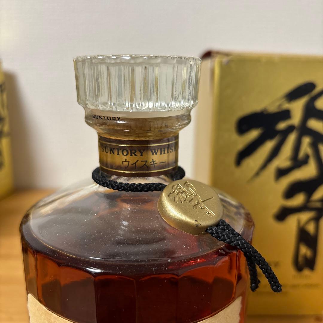 サントリーウイスキー響　裏ゴールドラベル　旧ボトル　箱付き　未開封 ❷