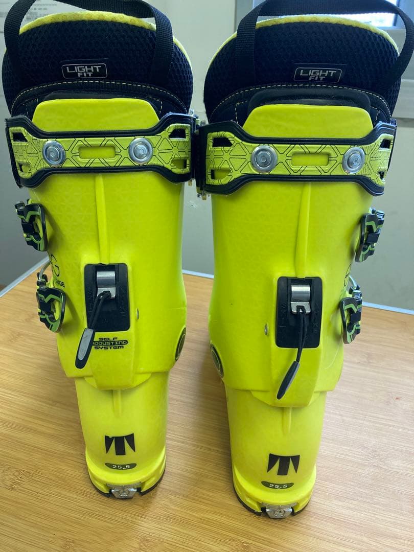 Tecnica Zero G Guide Pro スキーブーツ イエロー25.5