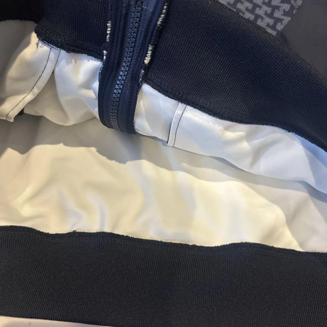 レザレクションGMラグランスリーブアクティブジャケット　Lサイズ