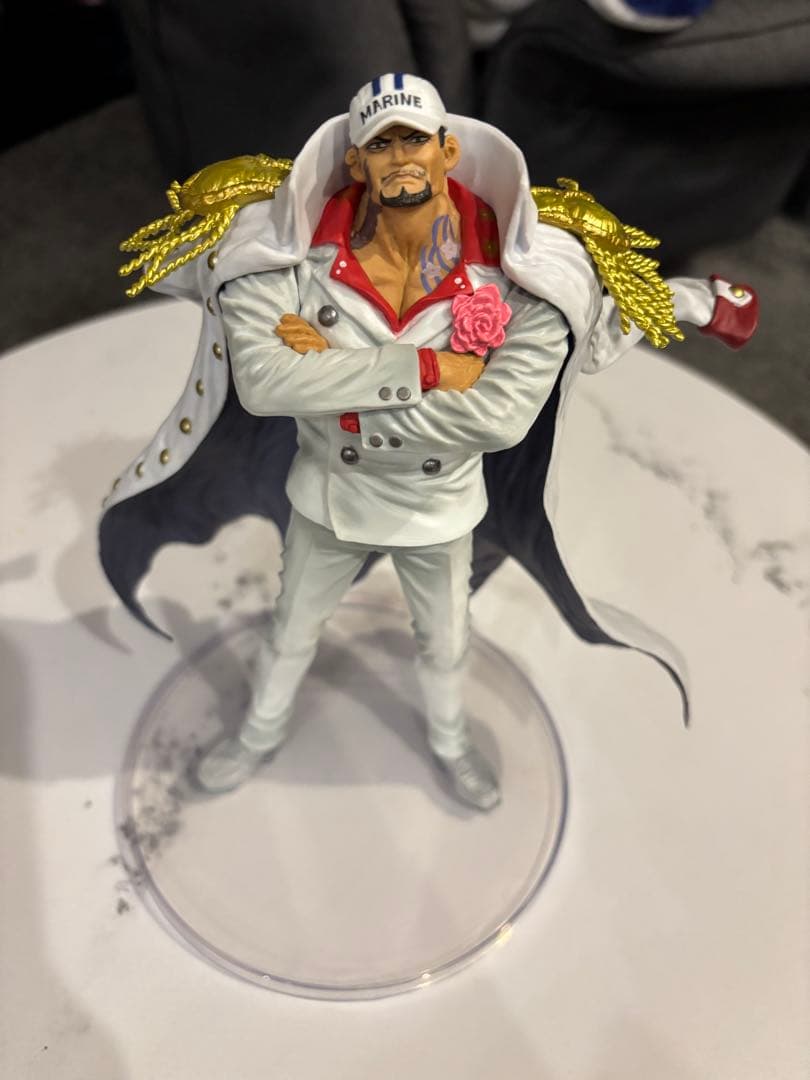 ワンピース 絶対的正義　一番くじ　フィギュア　4種セット　コンプ