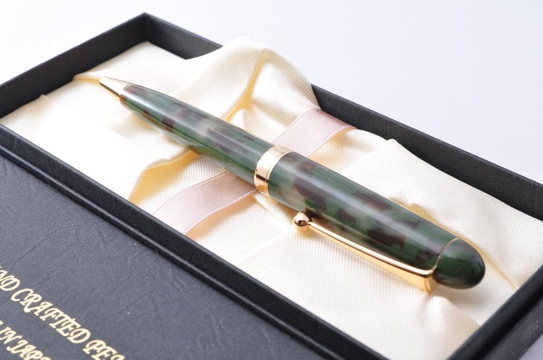 新品✨ ハンドメイド　ボールペン 大西製作所 手作り 【抹茶】