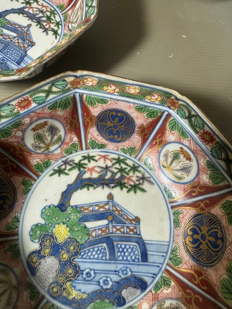 2418大明萬暦年製銘　伊万里 金襴手 菊に龍　岩に欄干図 八角皿　5客　時代物