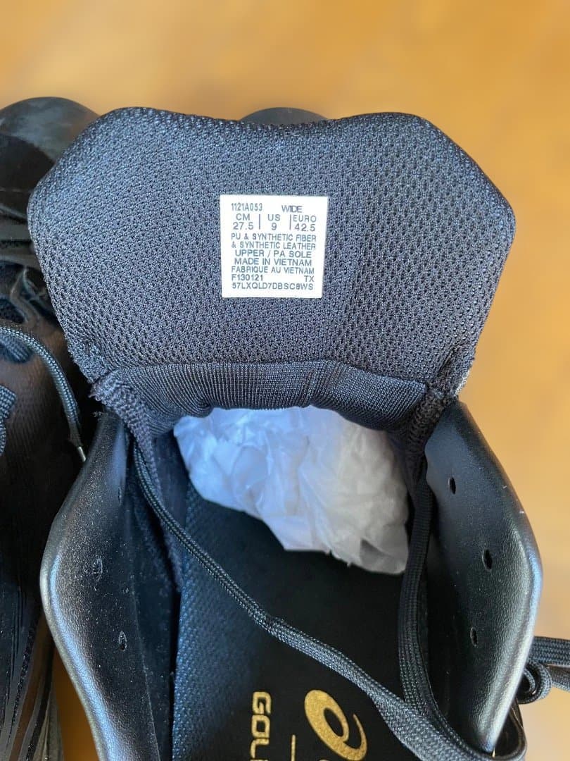 asics GOLDSTRIKE ブラック スパイクシューズ