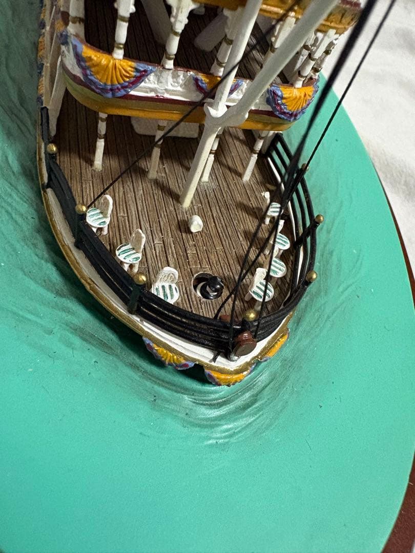 オルショウスキー 蒸気船マークトウェイン号 TDL50周年記念 フィギュア