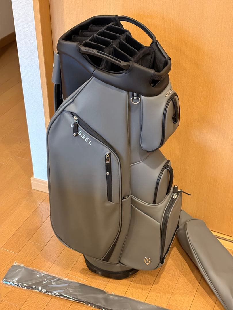 【新品日本未発売】2025 VESSEL Lux Cart II キャディバッグ