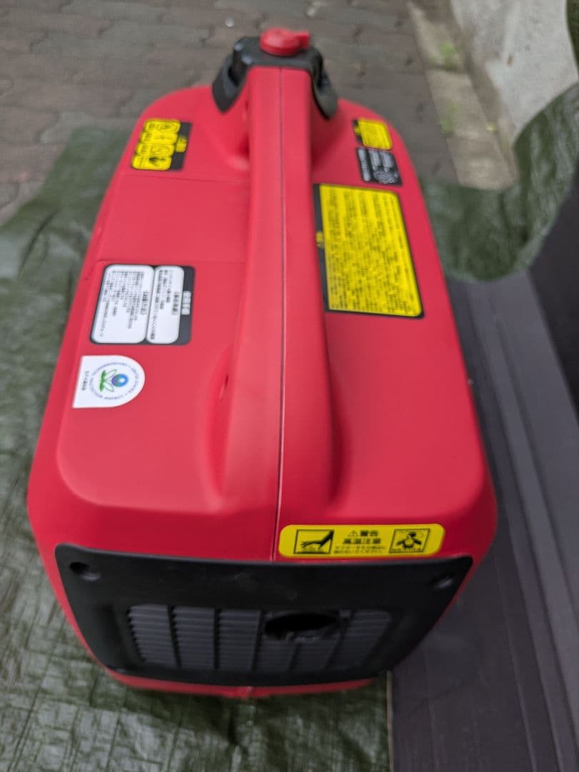 未使用（試運転のみ）インバータ発電機　ナカトミ 900VA