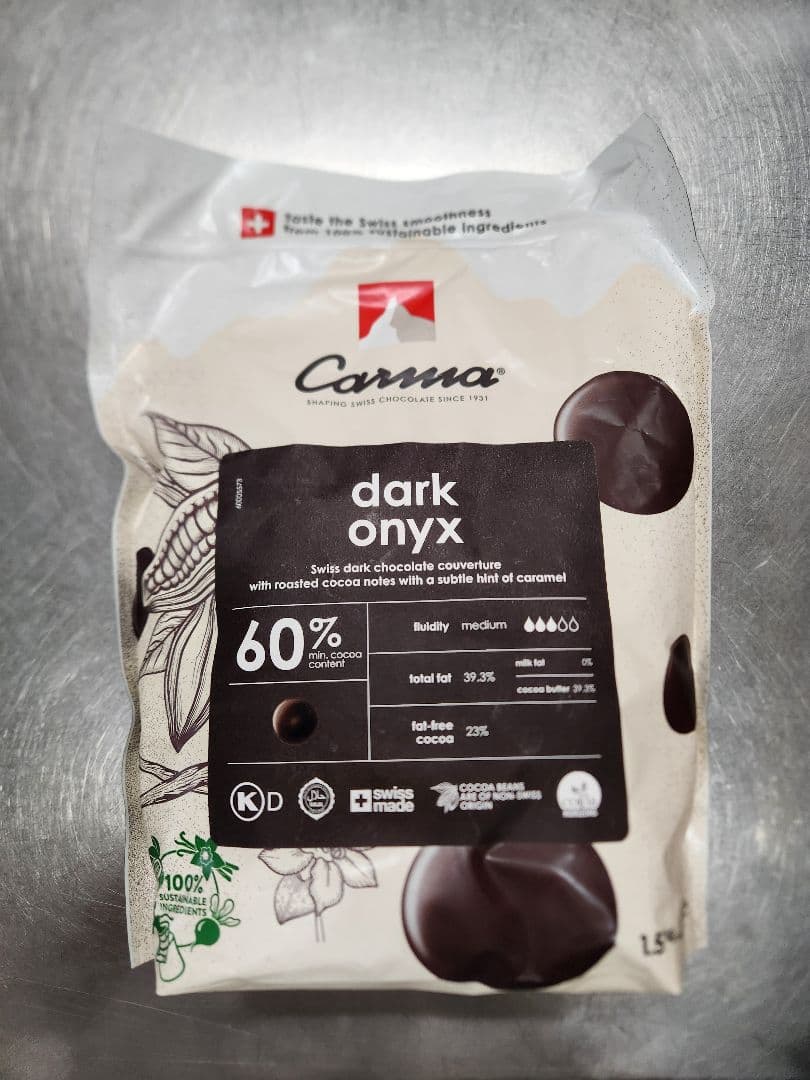 国産蒸し栗ペースト1kg×3袋、オニキス60%チョコ1.5kg×1袋