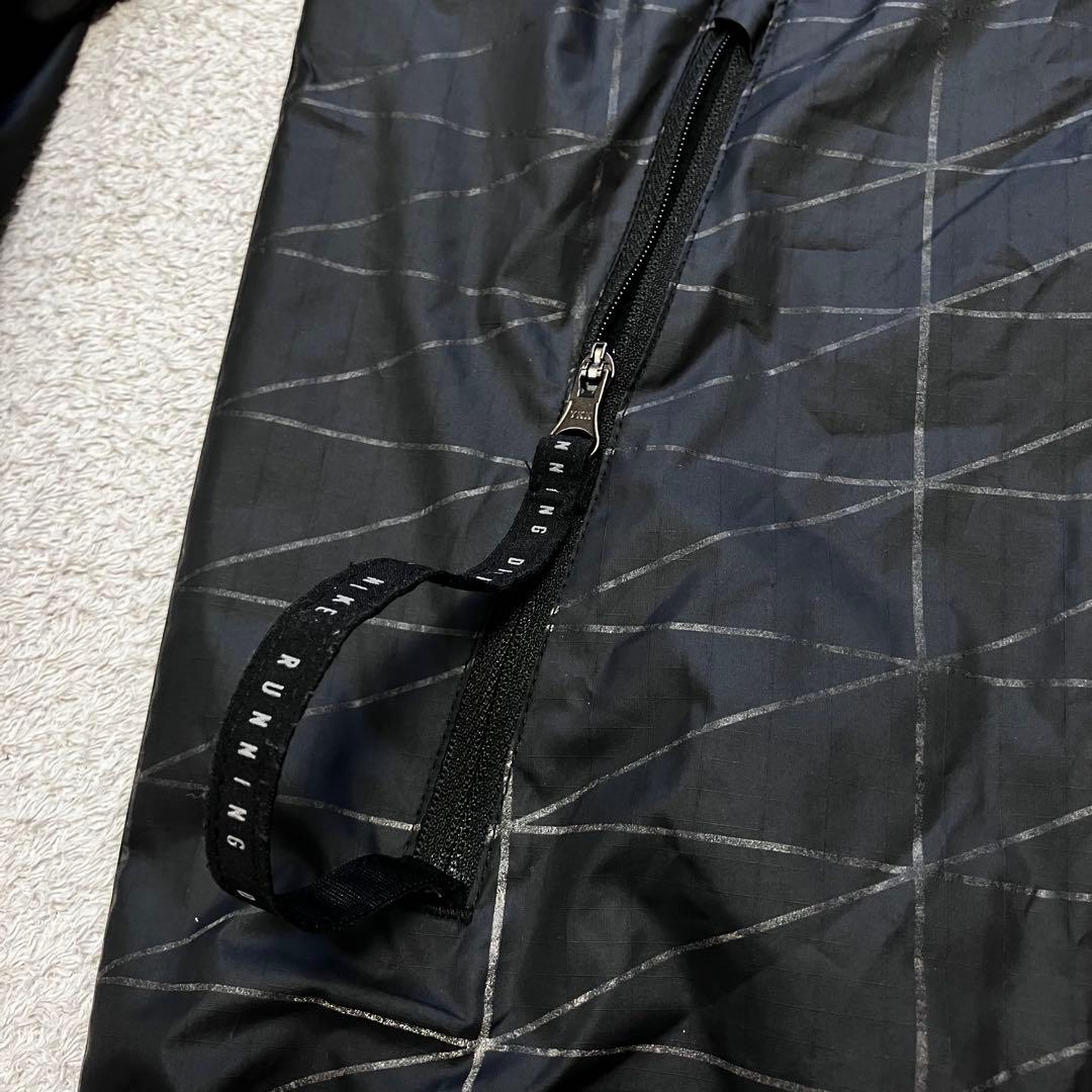 Nike Running Divisionウィンドブレーカーナイロンジャケット