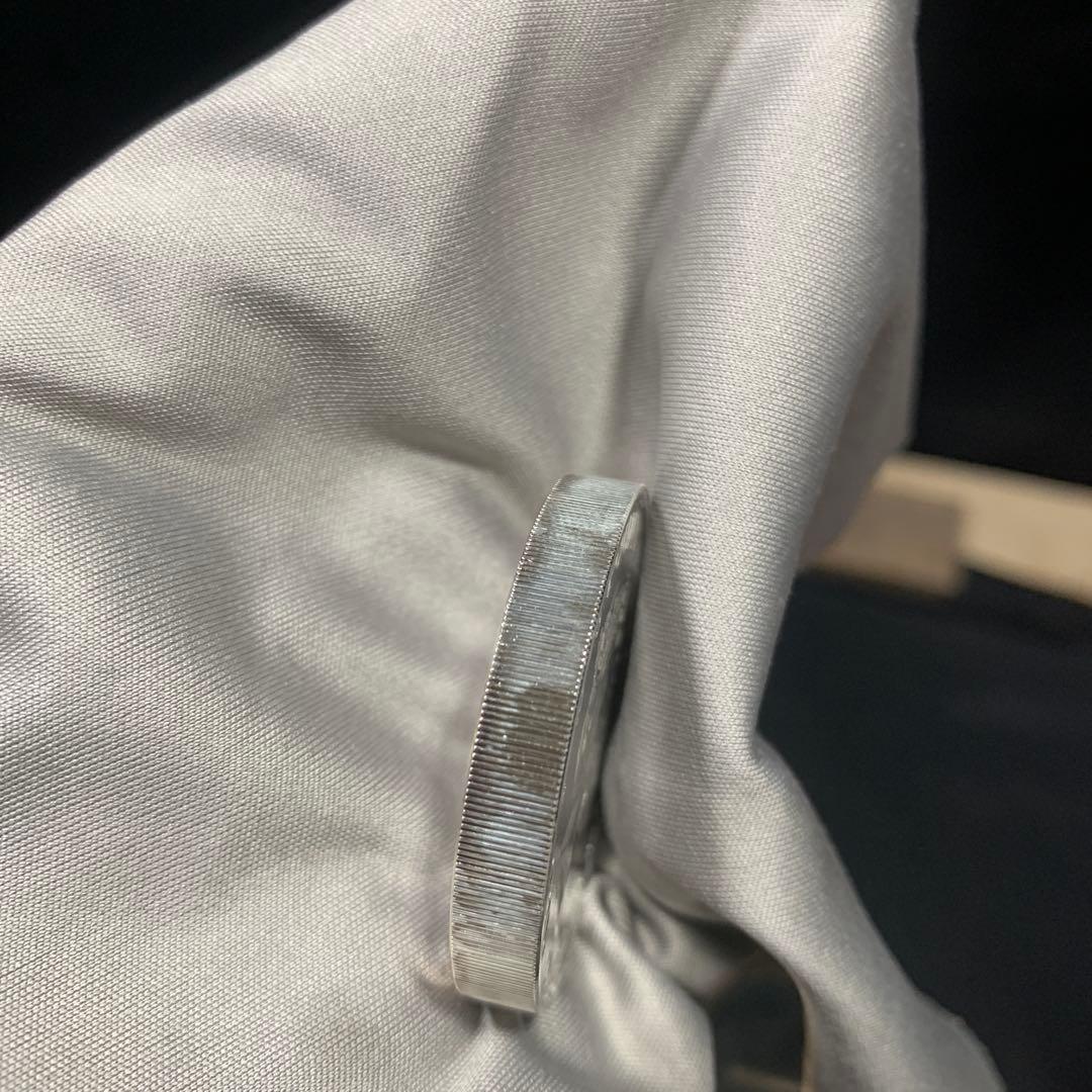 その5　純銀貨 2オンス クイーンズビースト　2016 ライオン・イングランド