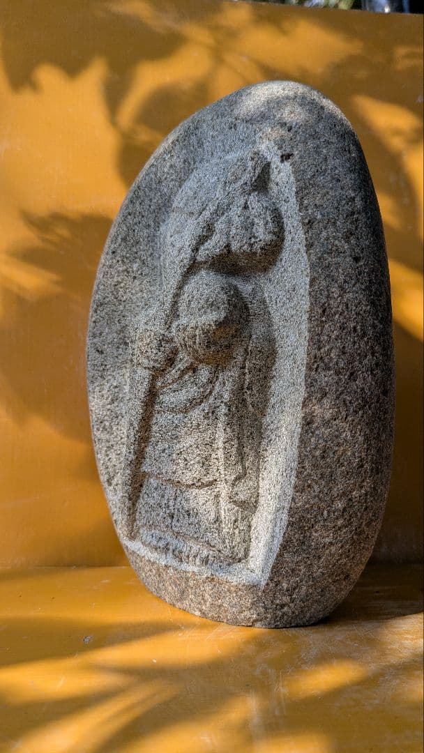 石仏、錫杖を持っ地蔵、地蔵菩薩、倉田辰彦作