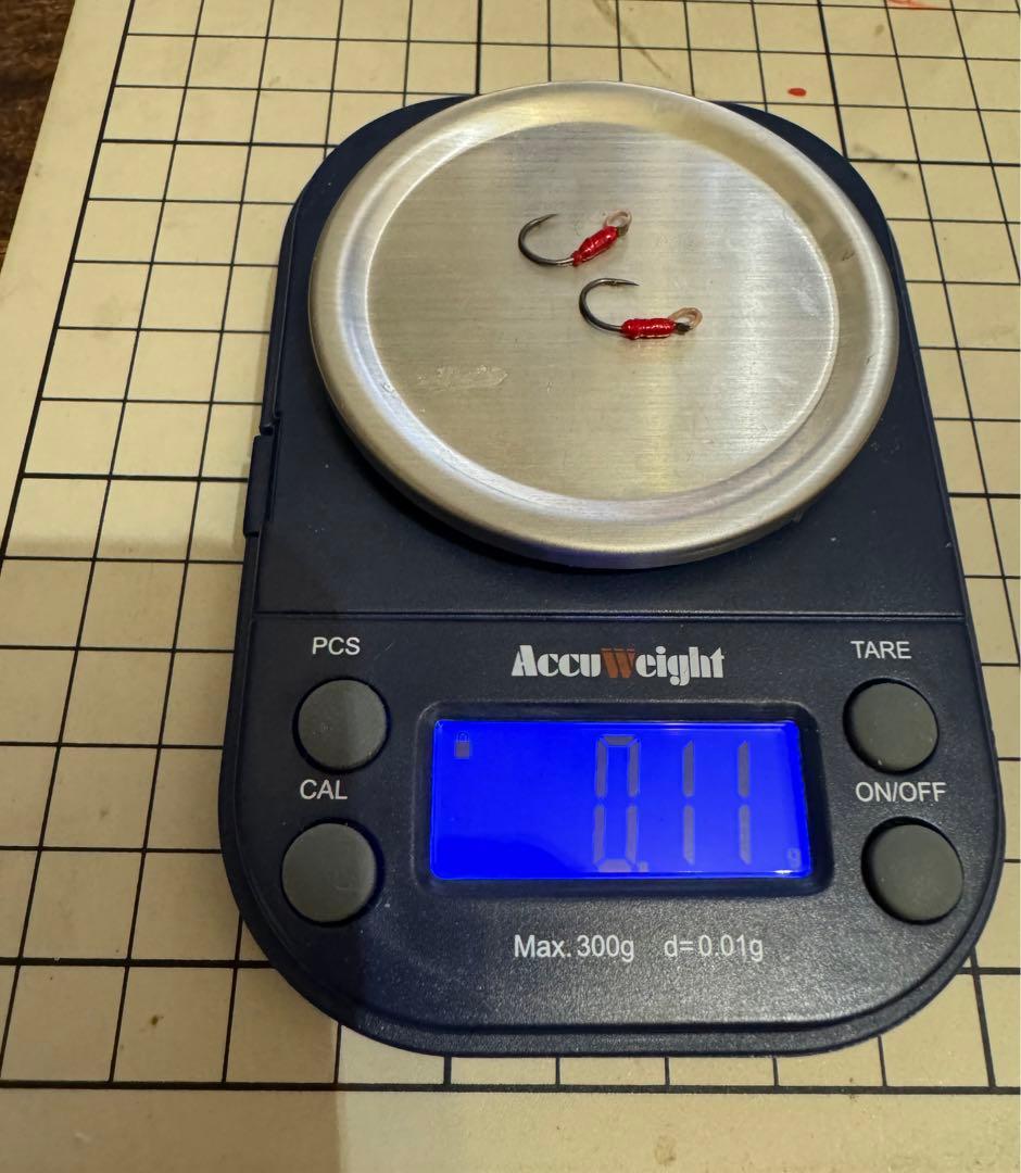 自作シングルフック　タングステンウェイト調整モデル