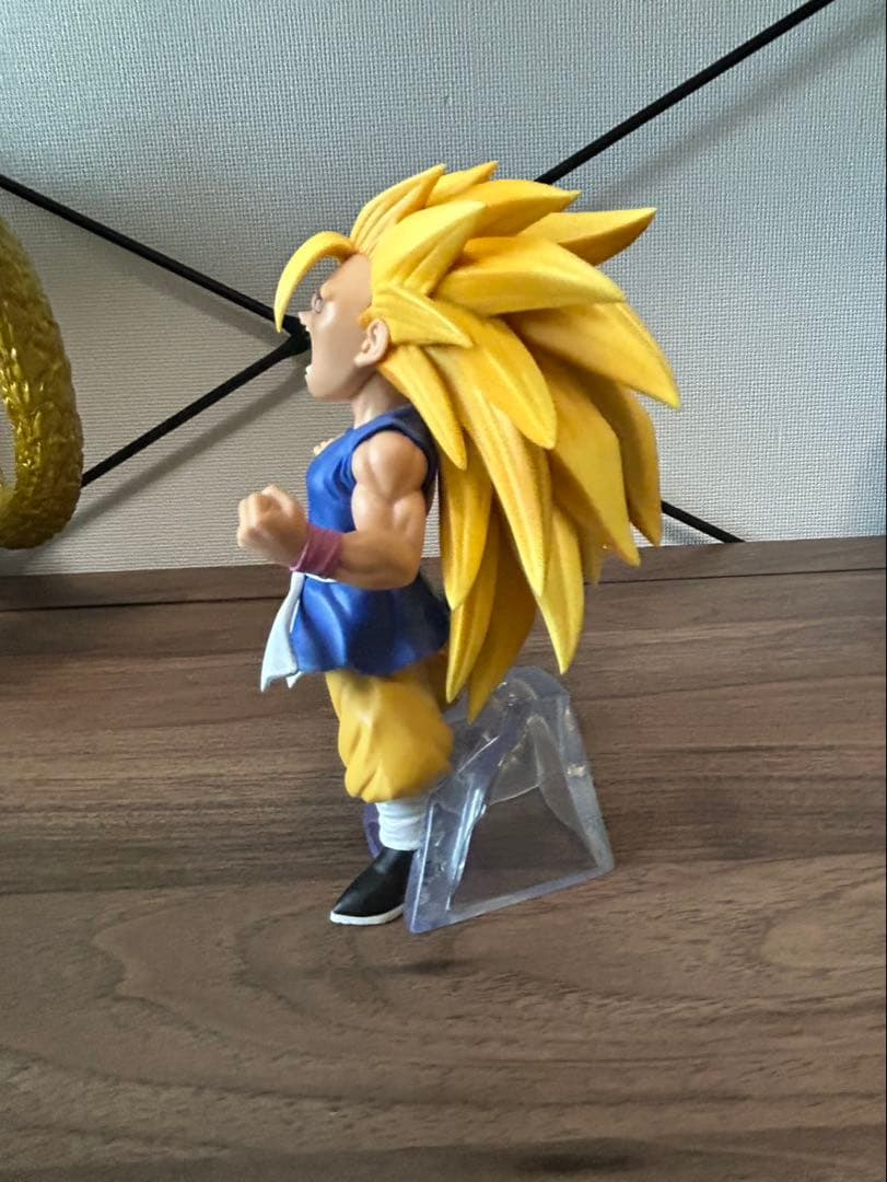 ドラゴンボール フィギュア 孫悟空GT超サイヤ人4 超サイヤ人3 黄金大猿