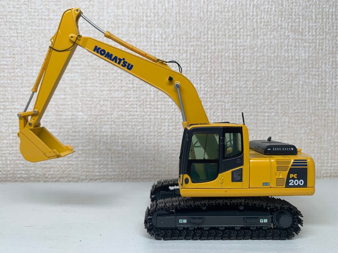 KOMATSU PC200-8 ケンクラフト1:50
