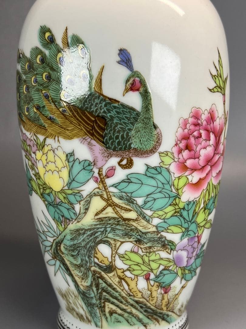 中国古美術　江西景徳鎮　花瓶　花立　インテリア　手描き　美品　陶芸　高さ25cm