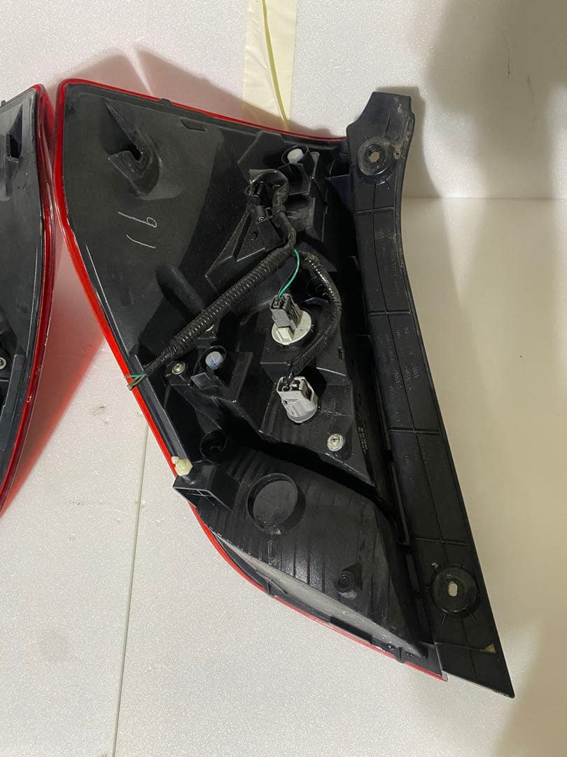 ホンダ フィット GK3 GK4 GK5 GK6 純正テールランプ 4点セット