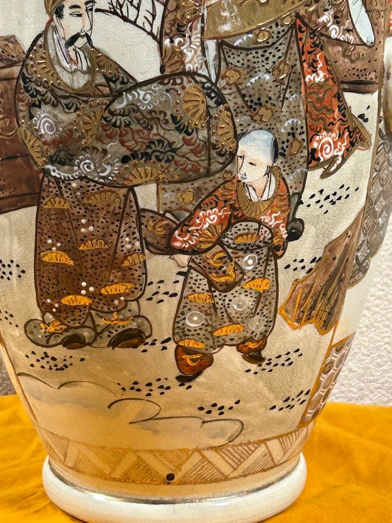 幕末　薩摩焼　金彩人物紋大瓶　共箱　送料込み250108