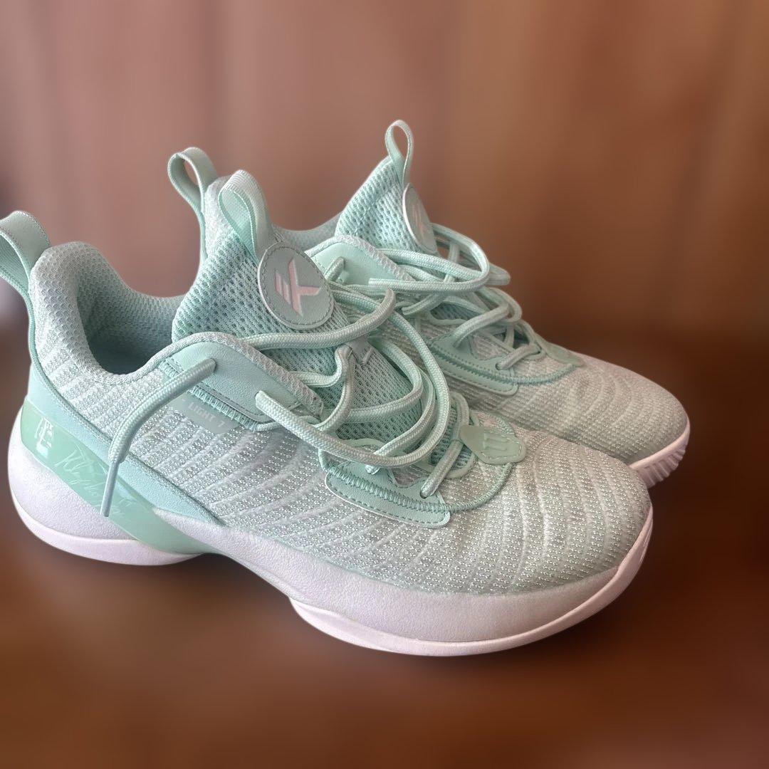 anta バスケットボールシューズ