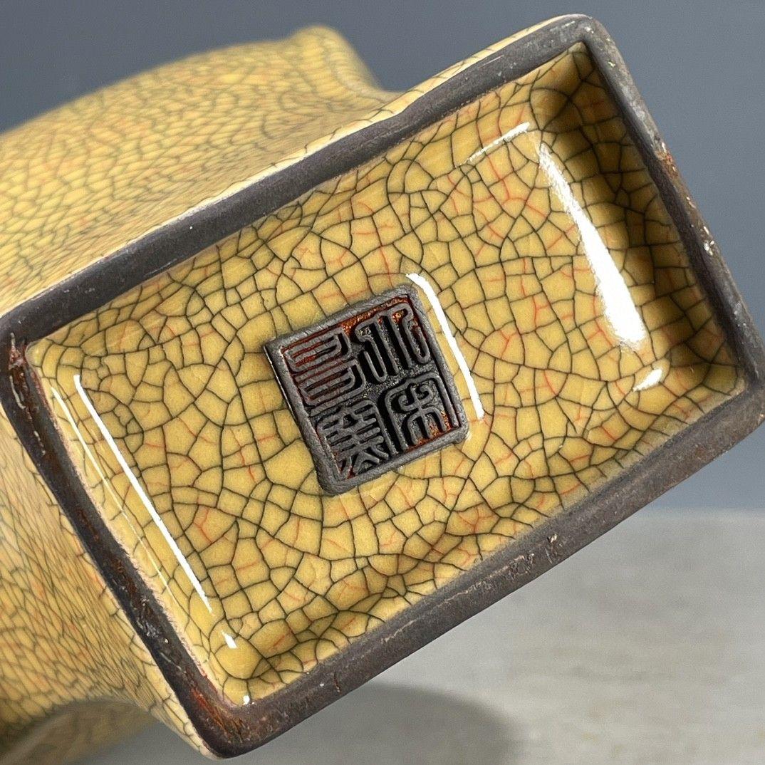 宋哥窯金糸鉄線開片両耳賞瓶 景徳鎮  装飾品 現代工芸品美術品 置物