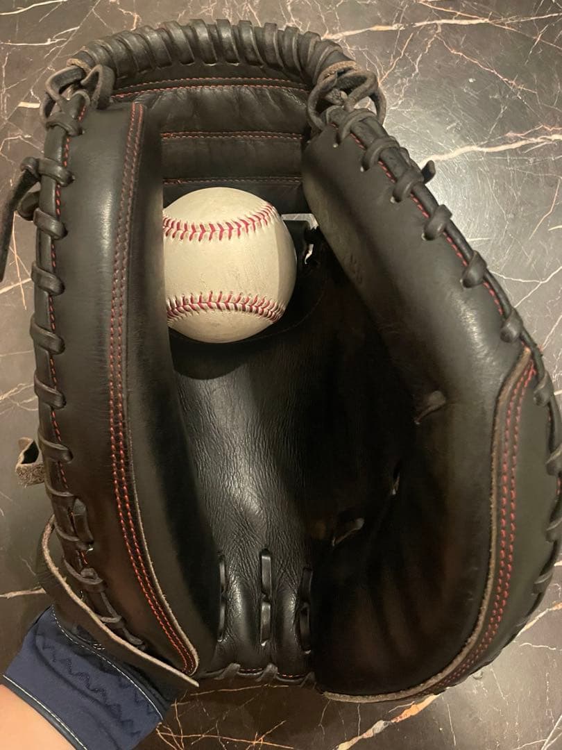 【生産終了メーカー】キャッチャーミット　硬式　アンダーアーマー 捕手用