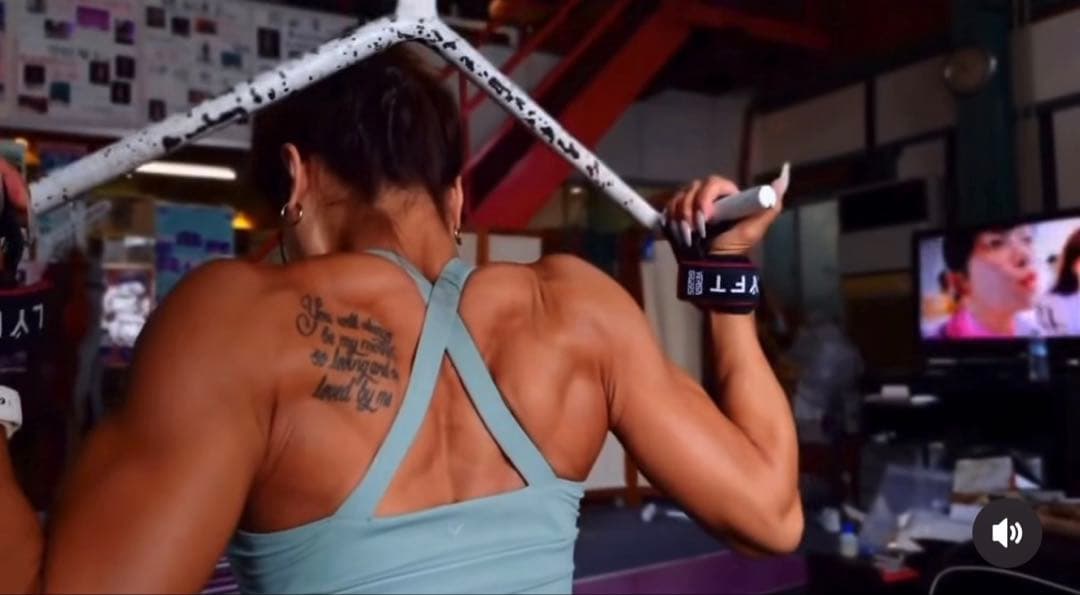 IFBBプロ使用ラットプル&ローイングバー アタッチメント