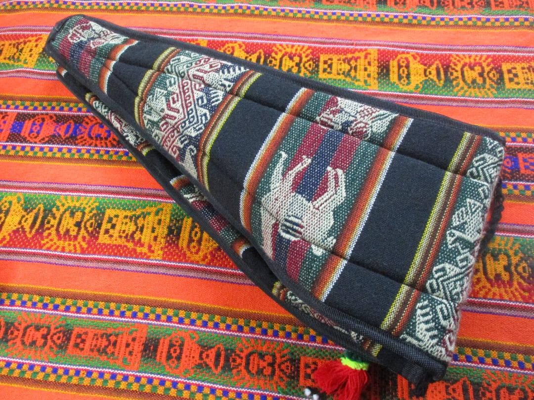 サンポーニャマルタクロマチカ、プラスチックAWAYOケース付き