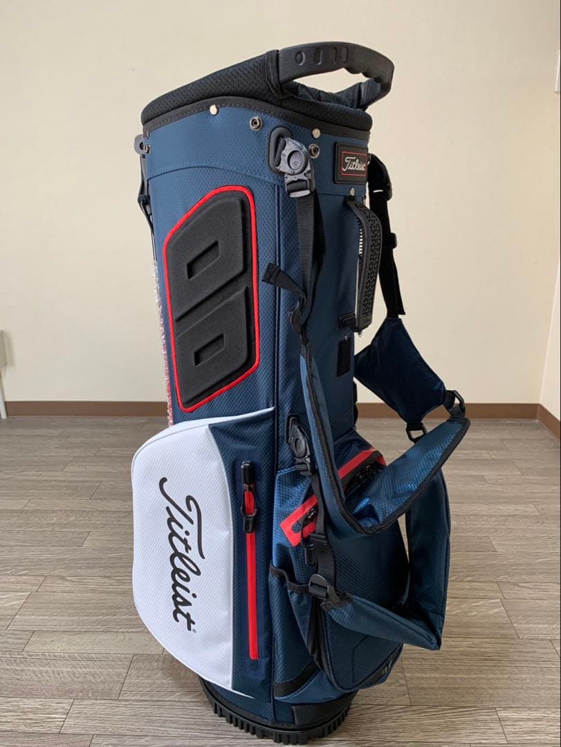タイトリストPlayers 4 スタンド式キャディバック機能性豊かな14分割！