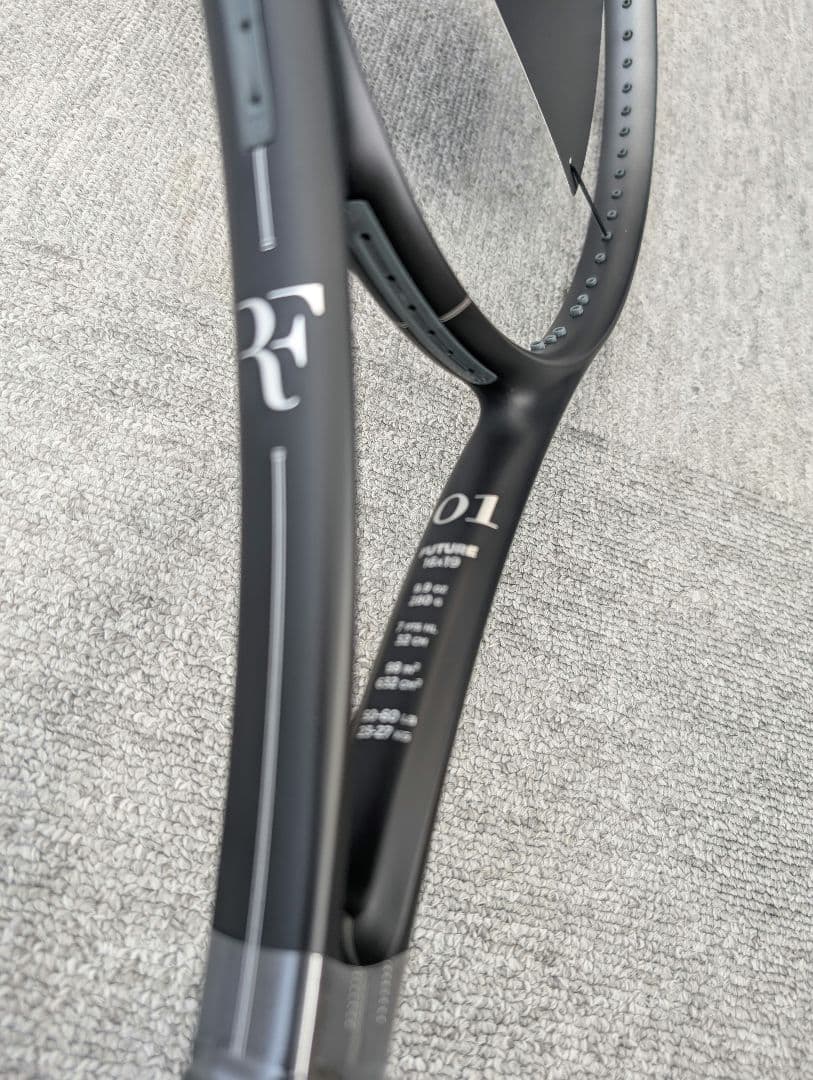ラケット(硬式用) Wilson RF 01 future