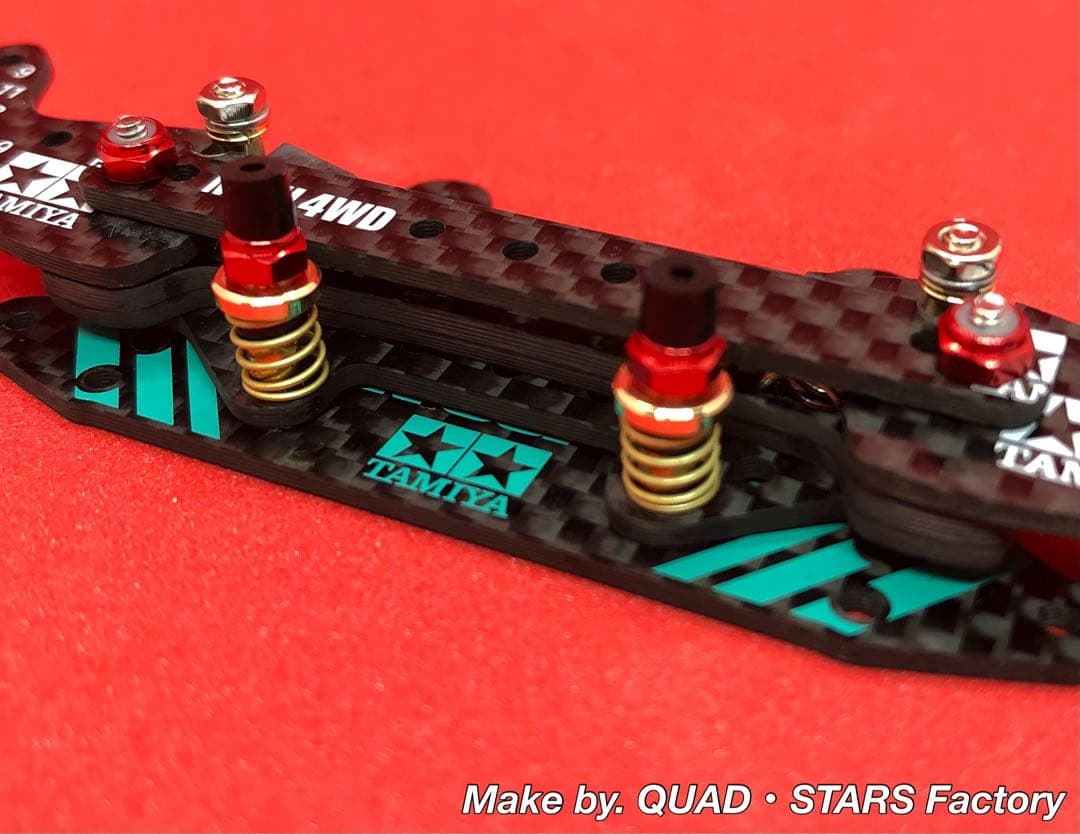 【ミニ四駆パーツ】2軸ATピボットバンパー　2022カーボン【レッドVer.】