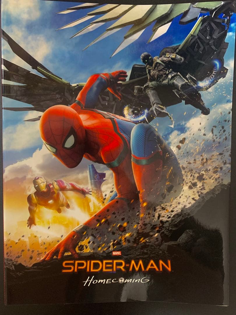 スパイダーマン　登場全作品　パンフレット　１４冊　ステッカー付き、特装版２冊入り