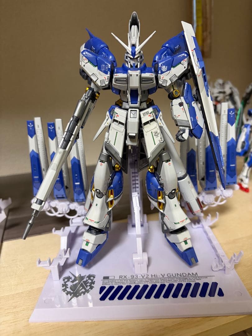 RG Hi-νガンダム チタニウムフィニッシュ　ハイニュー