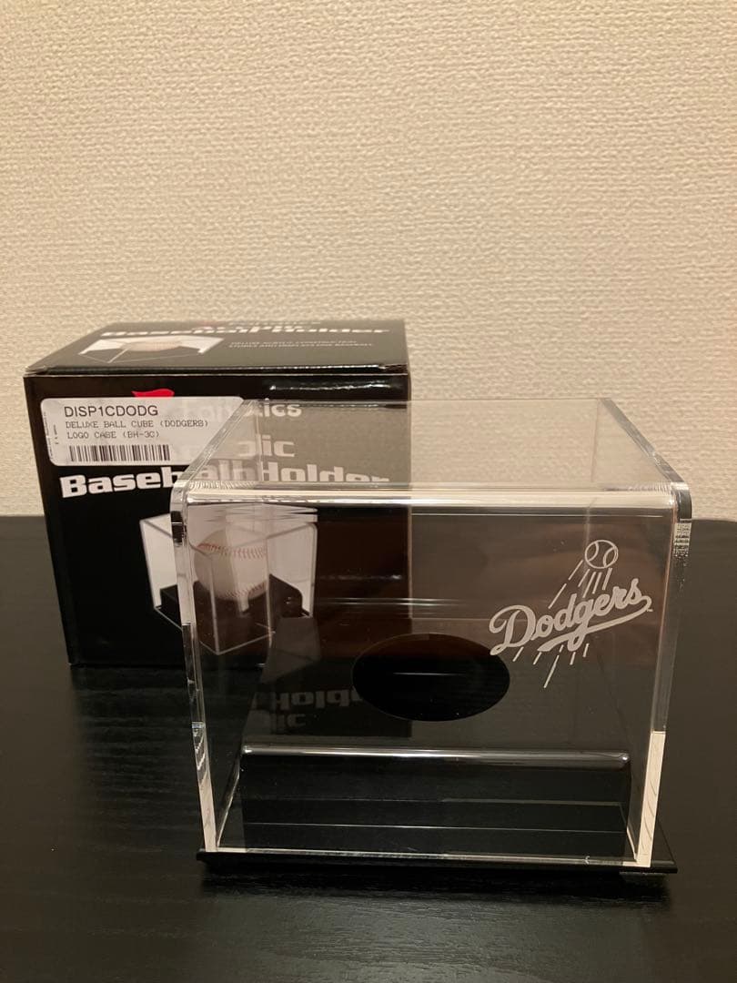 ドジャース 佐々木朗希　サインボール　ケース付 優勝　大谷 fanatics