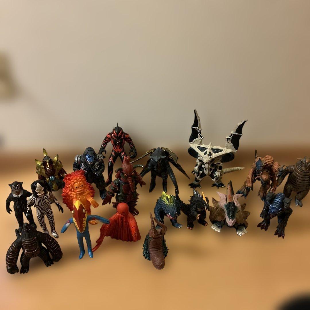 ソフビ 大量まとめ売り 129体セット