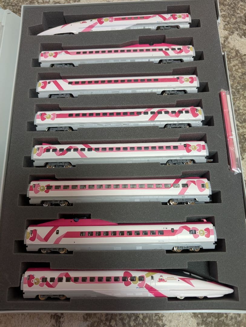 TOMIX 98662 ハローキティ 新幹線　8両セット