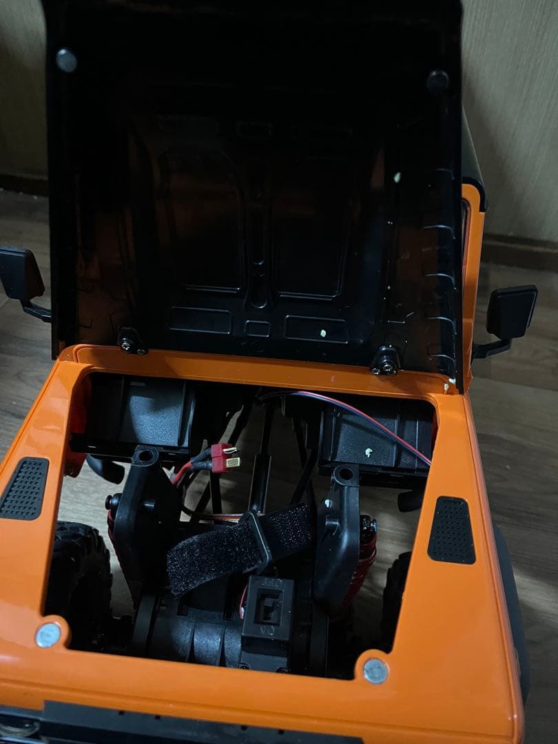 DOUBLE E 1/8 DEFENDER D110 RTR オレンジ