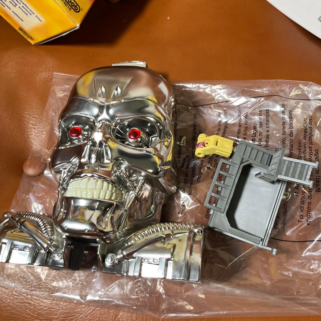 Galoob社 ターミネーター2 トランスフォーミング アクションセット