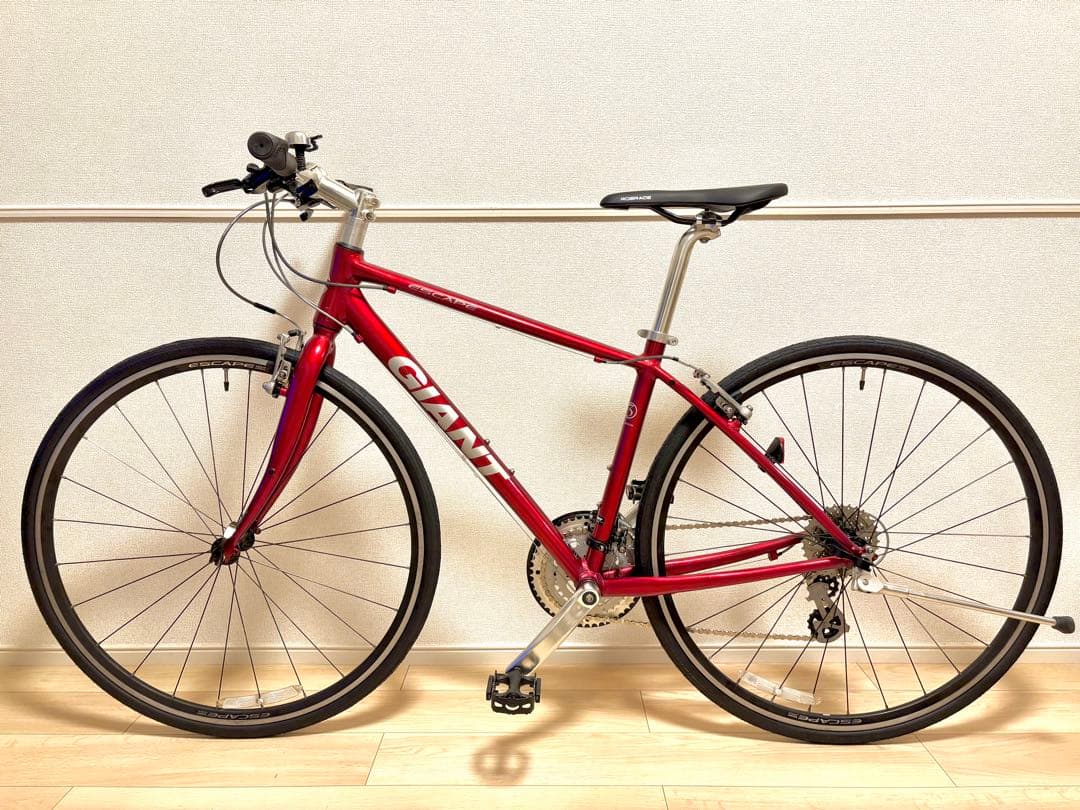 ☆美品 GIANT ジャイアント エスケープR3 新品部品で整備済み