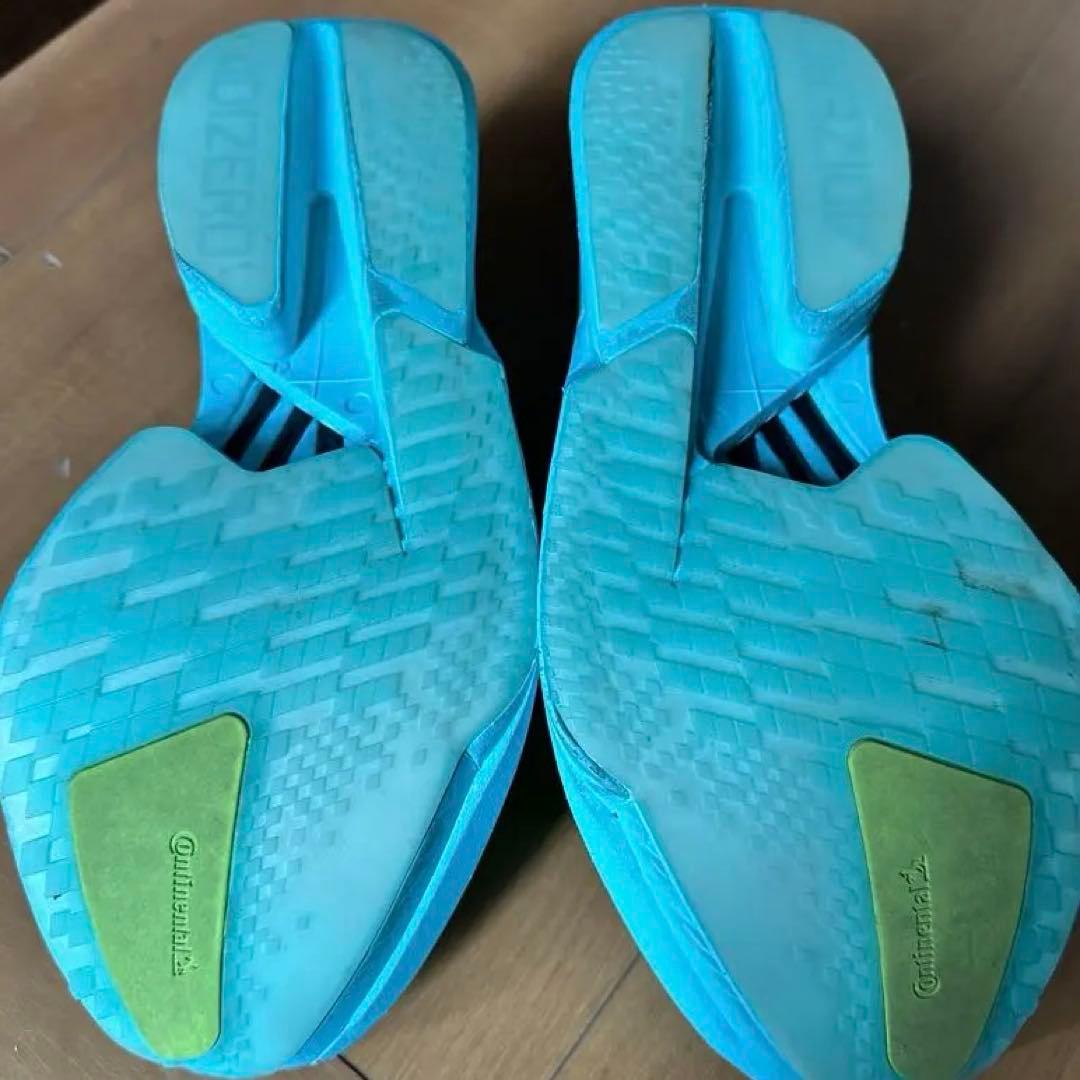 アディゼロ アディオス プロ 4