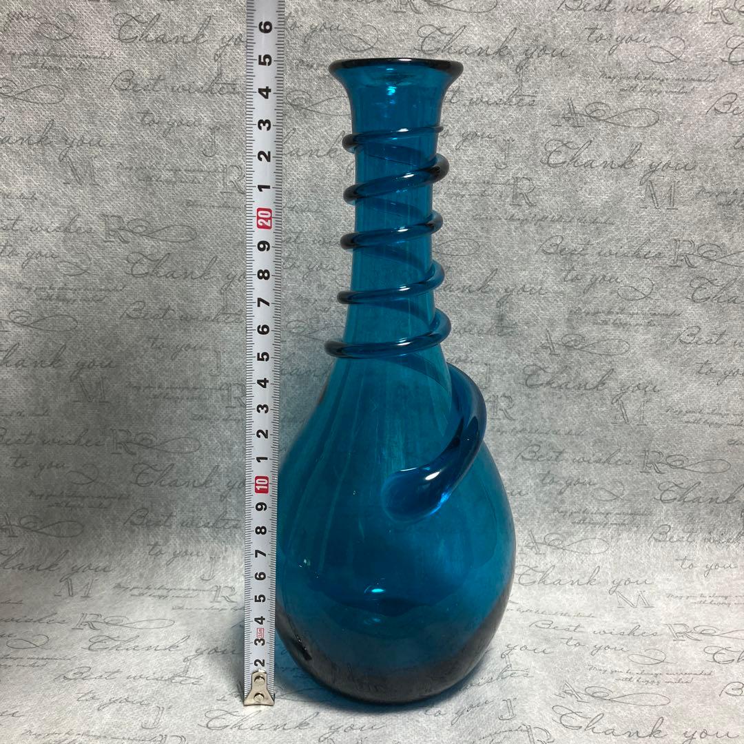 津軽びぃどろ　吹きガラス　カラフェ　　デキャンタ　水差し　首巻き　民藝