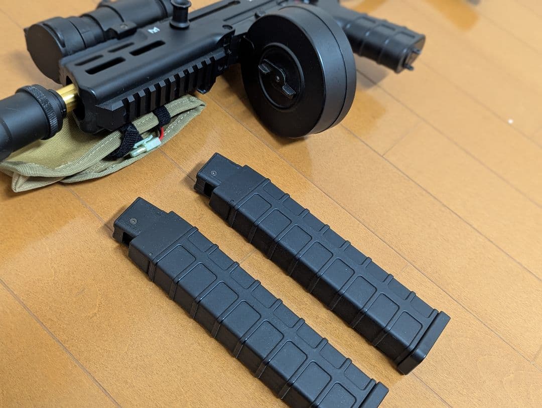 東京マルイ スコーピオン mod.M ドラムマガジン 多段マガジン2本付