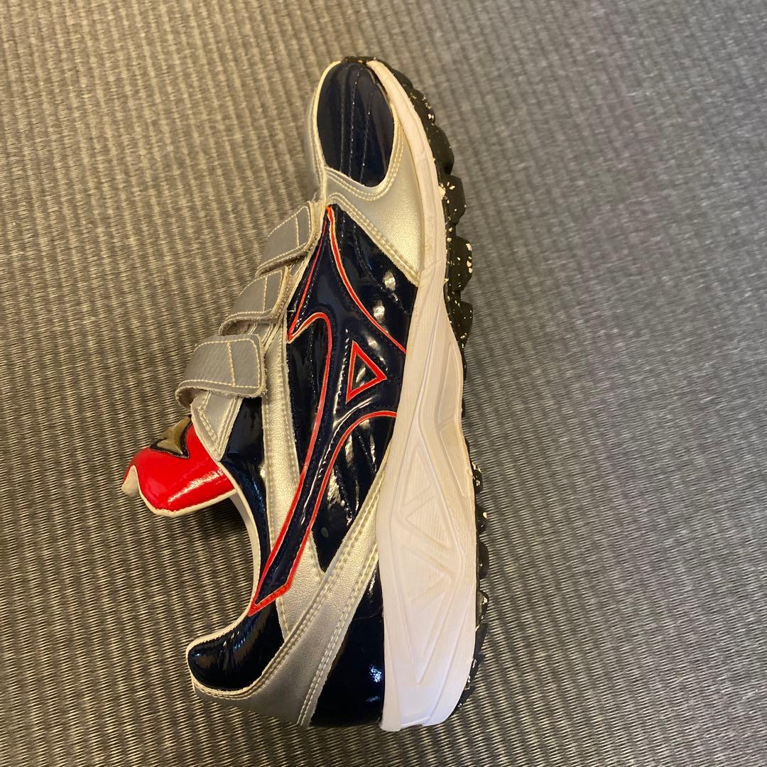 ミズノ スパイクシューズ ベルクロ ネイビー/シルバー/レッド