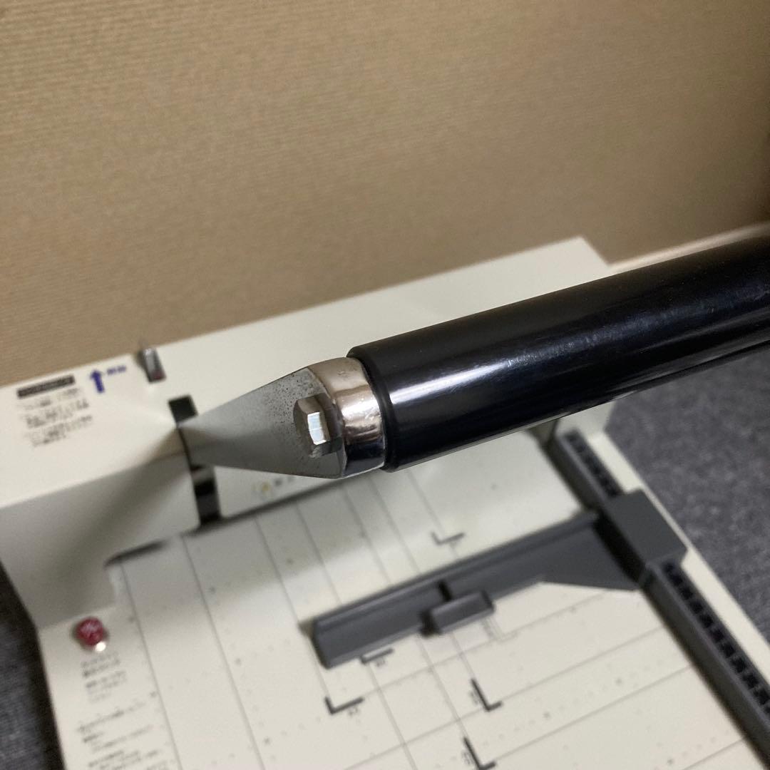 美品　PLUS PK-513L 手動裁断機　26-106