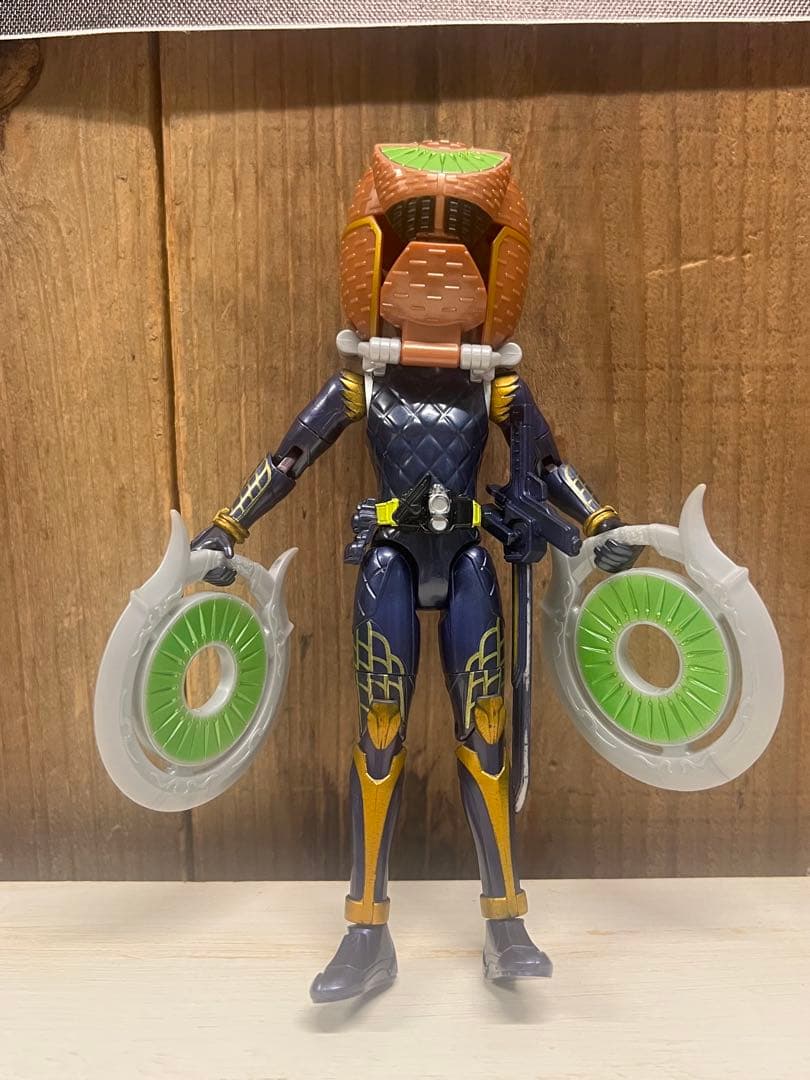 仮面ライダー鎧武　アームズチェンジシリーズ 本体1体　アームズチェンジ５点セット