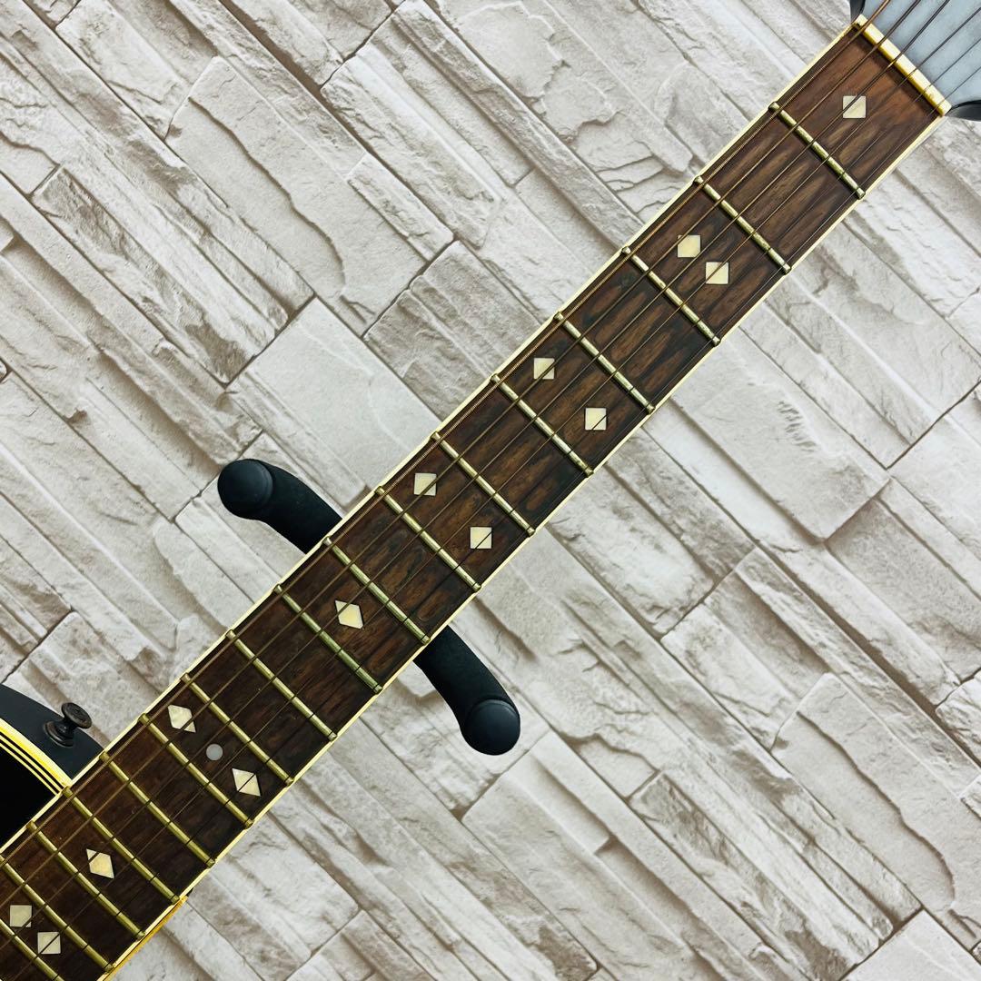 Celebrity by Ovation カッタウェイ エレアコ CC57