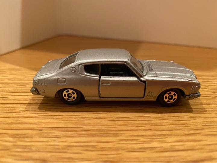 超希少/トミカ /日産/ブルーバード/2000GT-X/イケダ別注