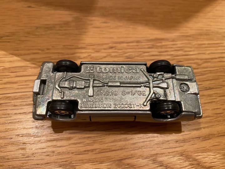 超希少/トミカ /日産/ブルーバード/2000GT-X/イケダ別注